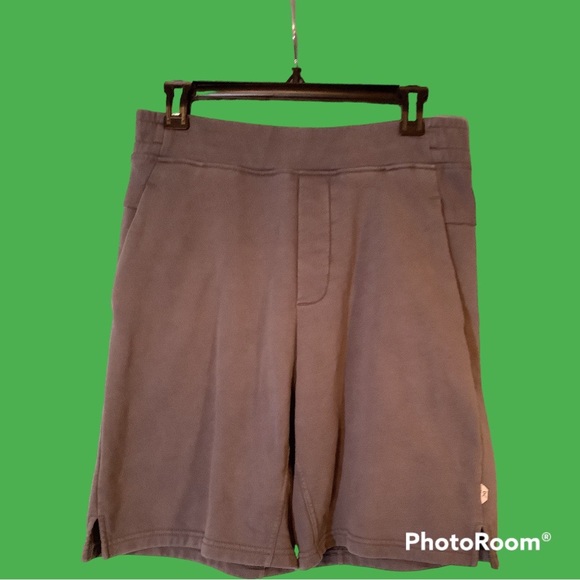 On Running Other - Sweat Shorts! A Swiss twist on the classic sweat shorts an everyday essential.